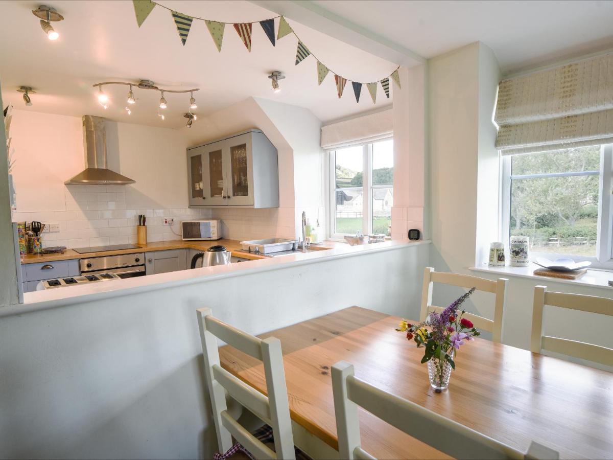 East Barn Villa Wootton Fitzpaine Buitenkant foto